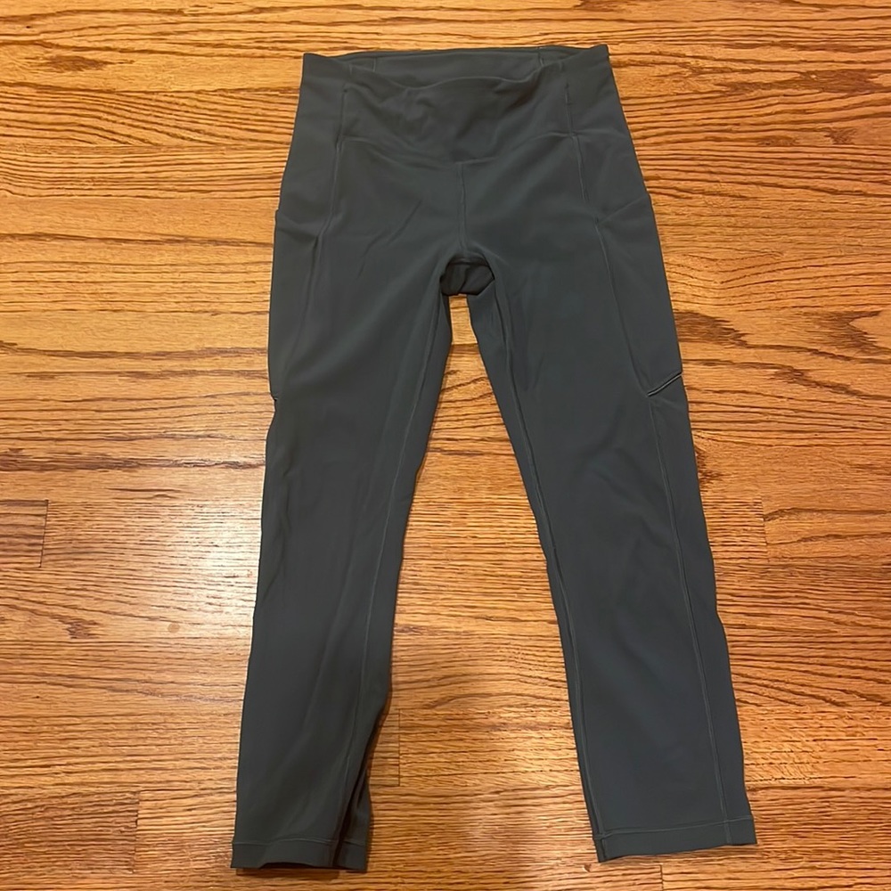 Dark Harbor Blue Lululemon Capris Size 4